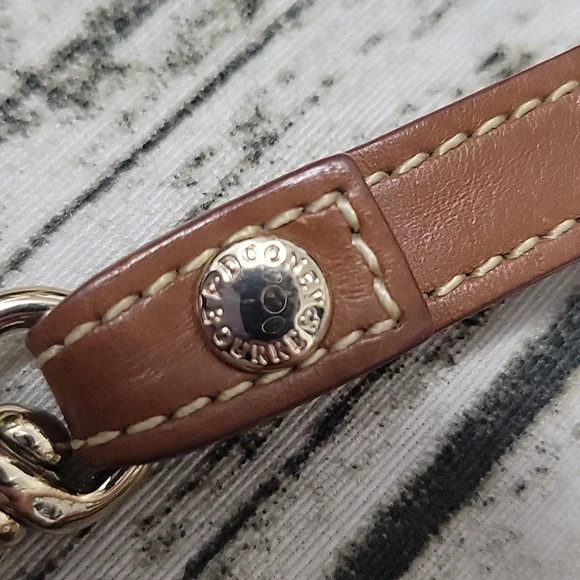 Dooney & Bourke Wristlet - Picture 3 of 12